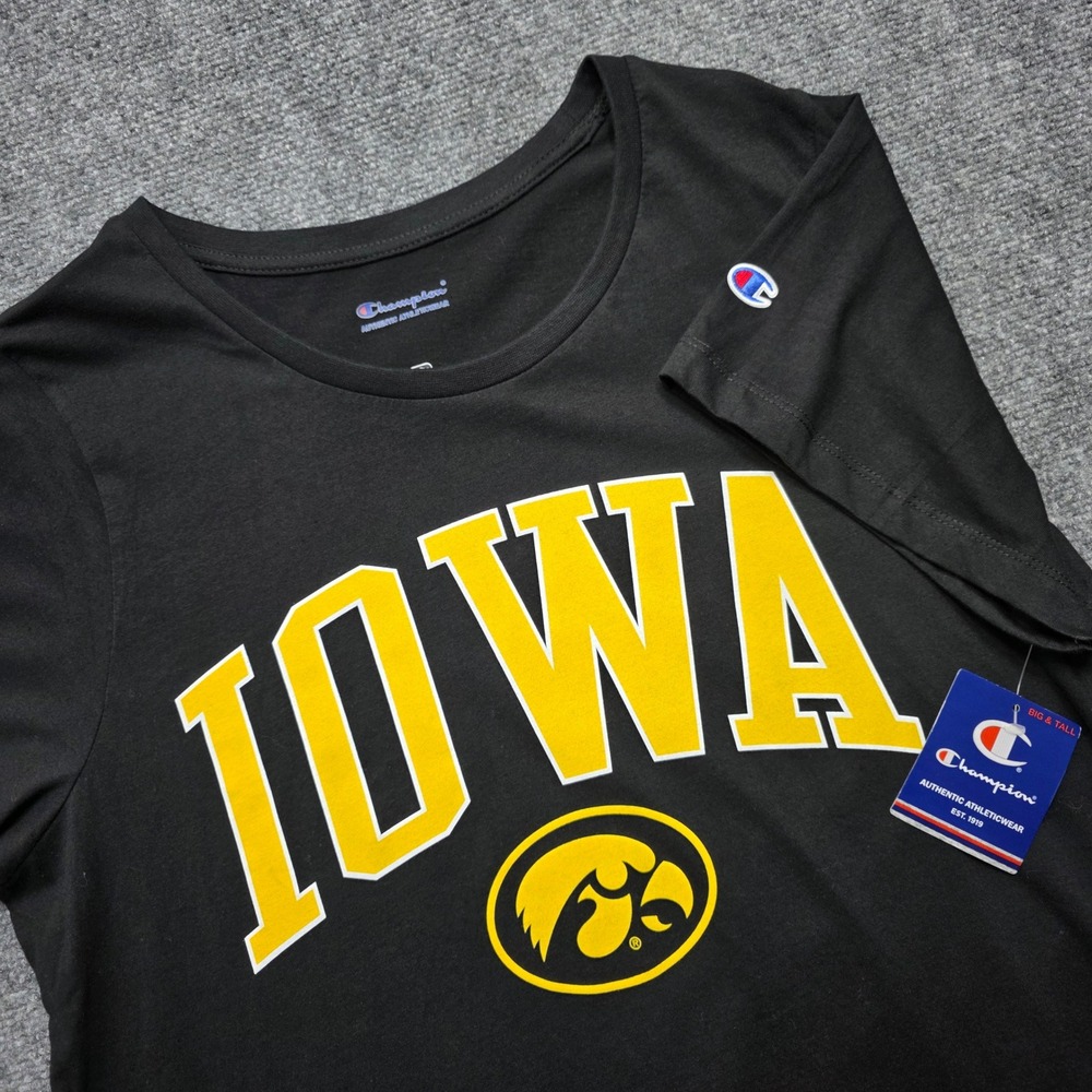 Champion Iowa Hawkeyes T-Shirt Womens 1X Plus Black Short Sleeve Graphic Tee NWT